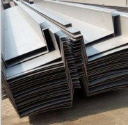 2.0mm厚不銹鋼天溝成品